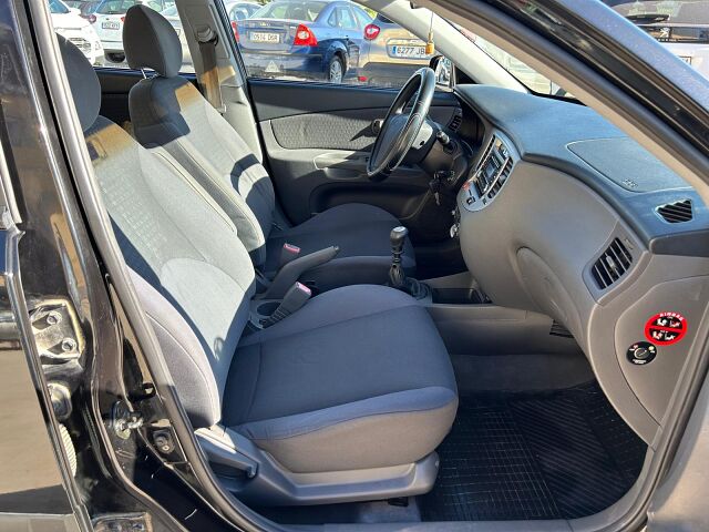 KIA RIO 1.4 COMFORT SPANISH LHD IN SPAIN 68000 MILES SUPERB LITTLE CAR 2006